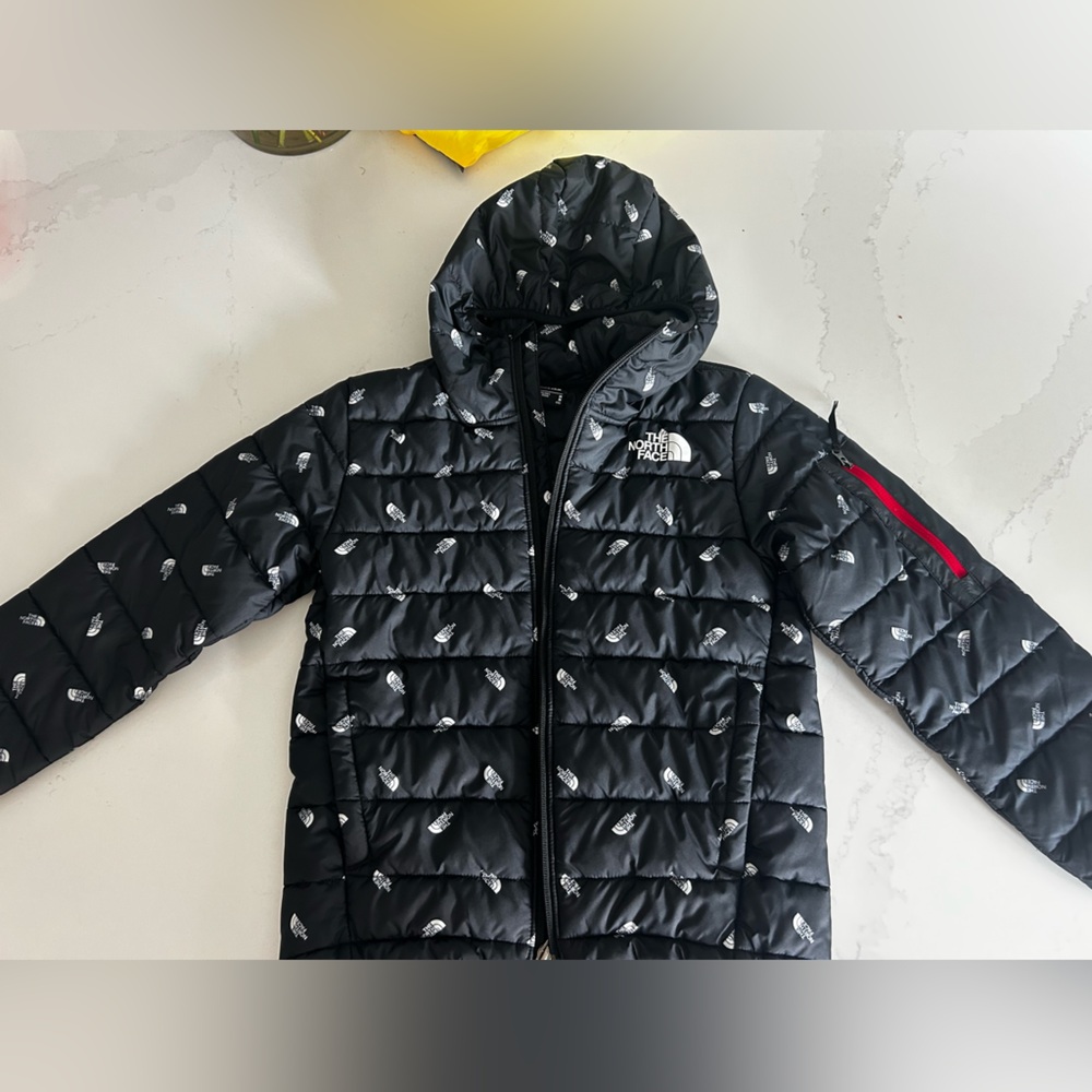 The North Face Kids Black and White Patterned Puffer Jacket